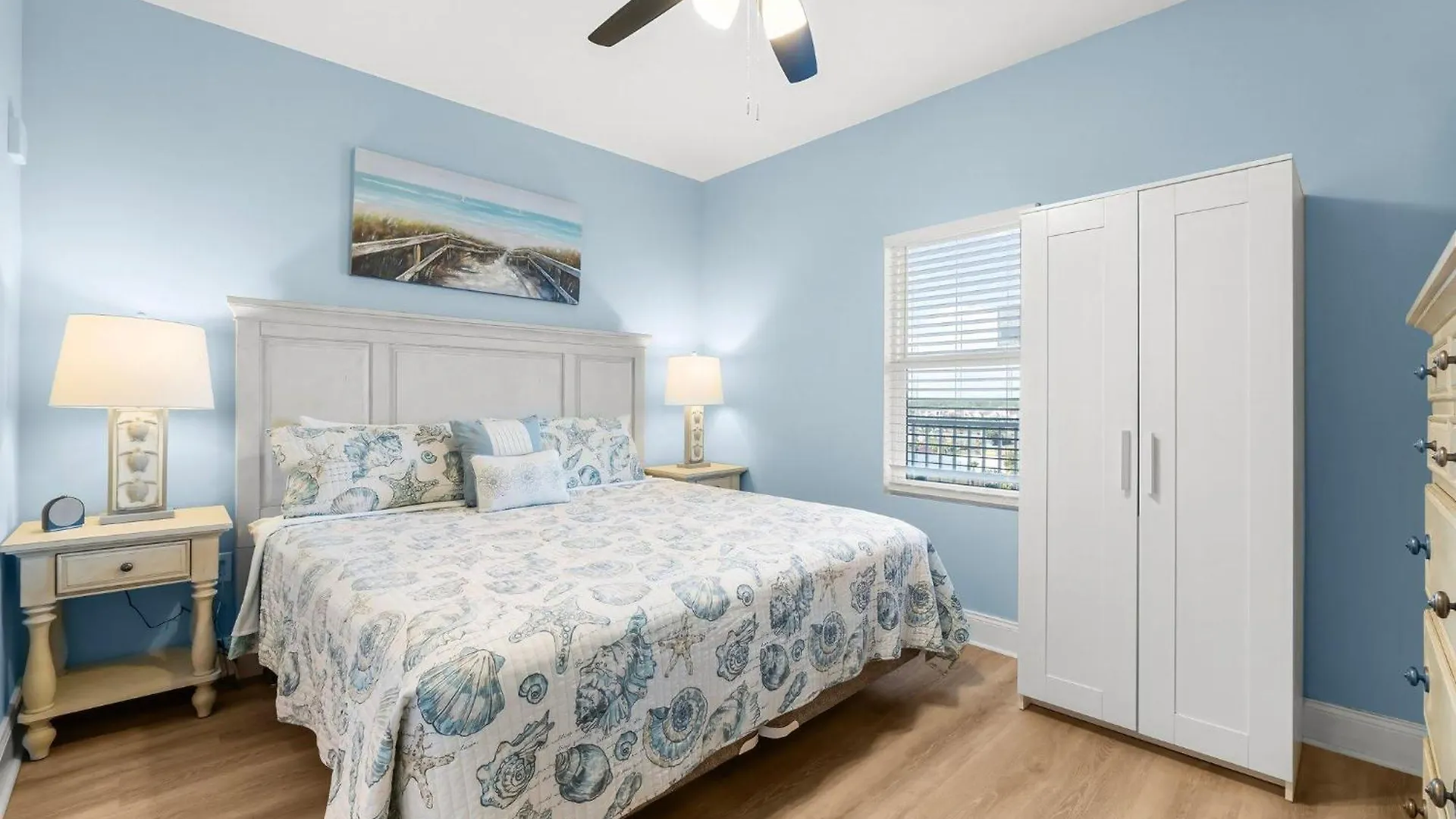 Laketown Wharf 713- Our Lil Sea-Cret Panama City Beach Nyaraló