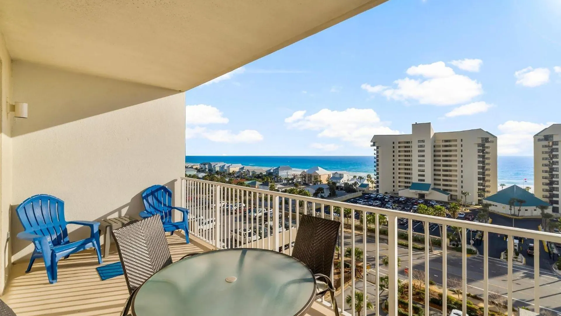 Laketown Wharf 713- Our Lil Sea-Cret Panama City Beach
